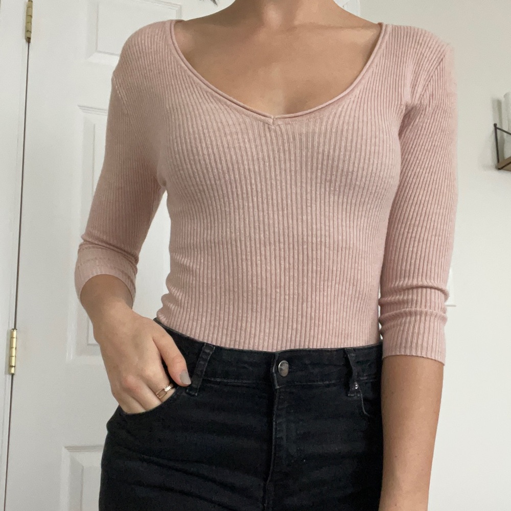 quarter sleeved ribbed top